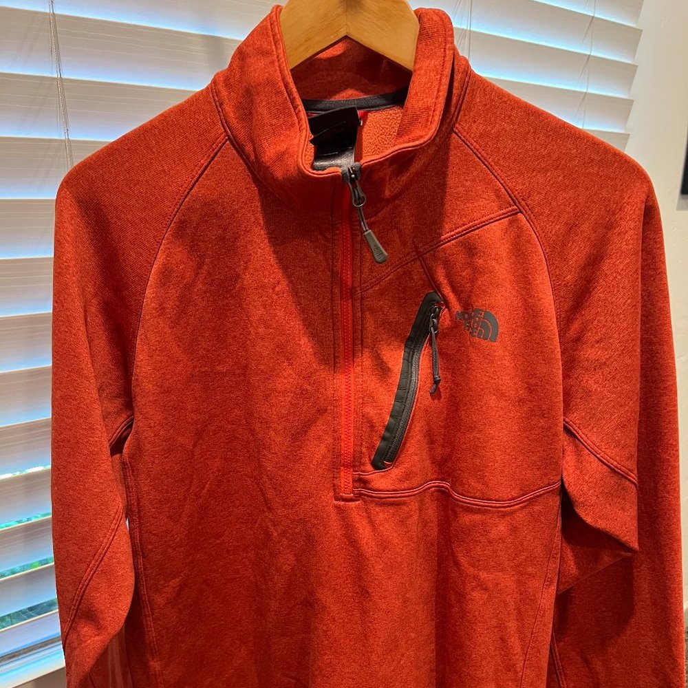 North Face Large Quarter Zip - Burnt Orange